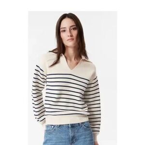 & Other Stories Cream and Navy V-Neck Sweater